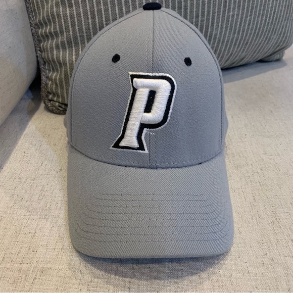 Zephyr Other - COPY - Zephyr Providence Friars Gray NCAA Sports Team Cap Hat M/L